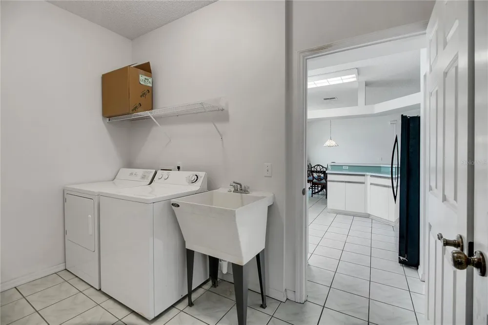 333 RANCHWOOD DRIVE Leesburg, FL 34748