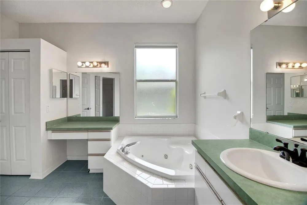 333 RANCHWOOD DRIVE Leesburg, FL 34748