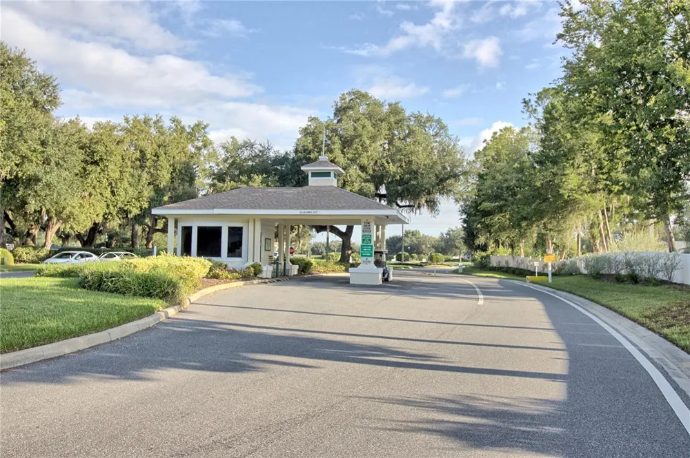 333 RANCHWOOD DRIVE Leesburg, FL 34748
