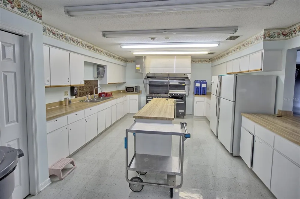 333 RANCHWOOD DRIVE Leesburg, FL 34748