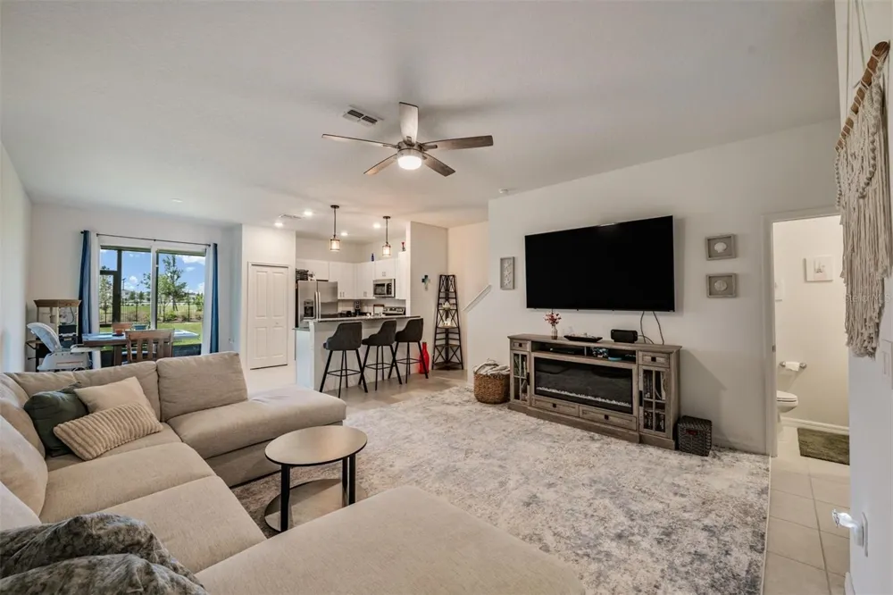 9133 BONITA MAR DRIVE Parrish, FL 34219