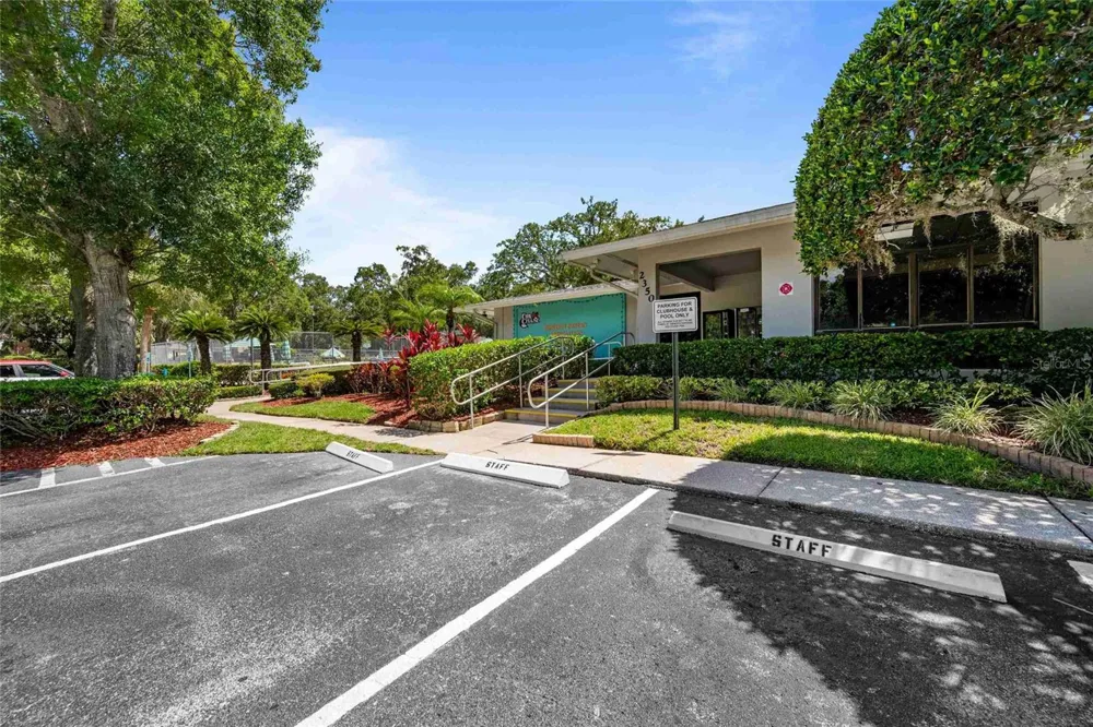 3350 FOX HUNT DRIVE Palm Harbor, FL 34683