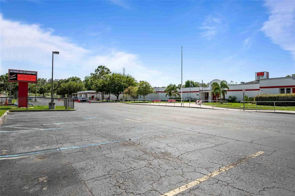 3350 FOX HUNT DRIVE Palm Harbor, FL 34683