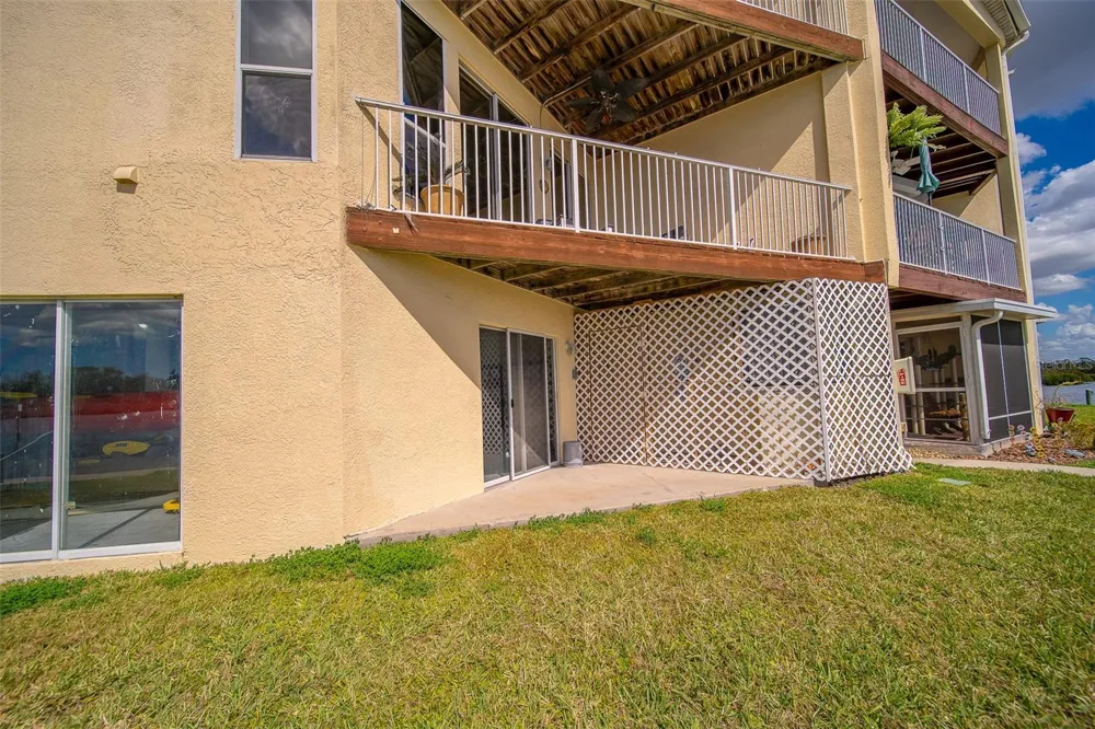 138 BRENT CIRCLE Oldsmar, FL 34677