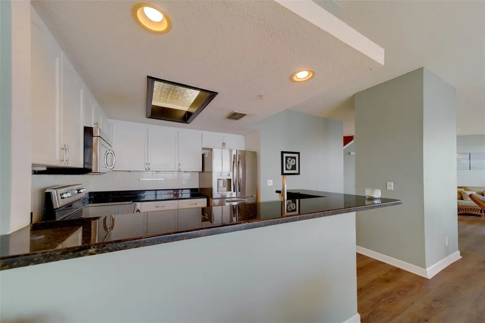 138 BRENT CIRCLE Oldsmar, FL 34677