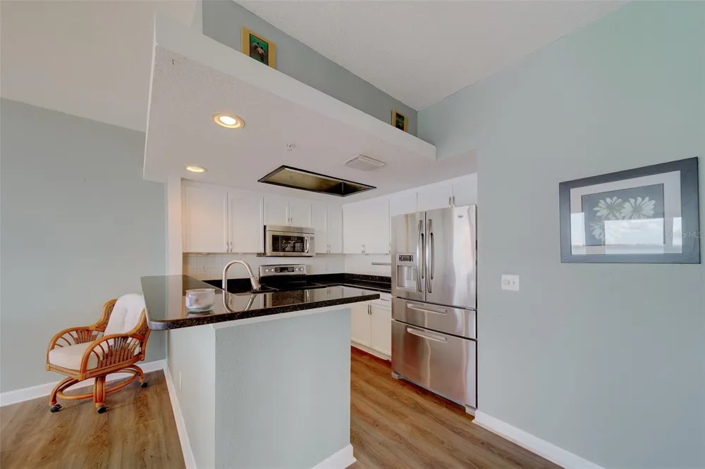 138 BRENT CIRCLE Oldsmar, FL 34677