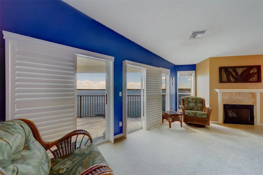 138 BRENT CIRCLE Oldsmar, FL 34677