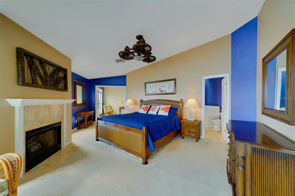 138 BRENT CIRCLE Oldsmar, FL 34677