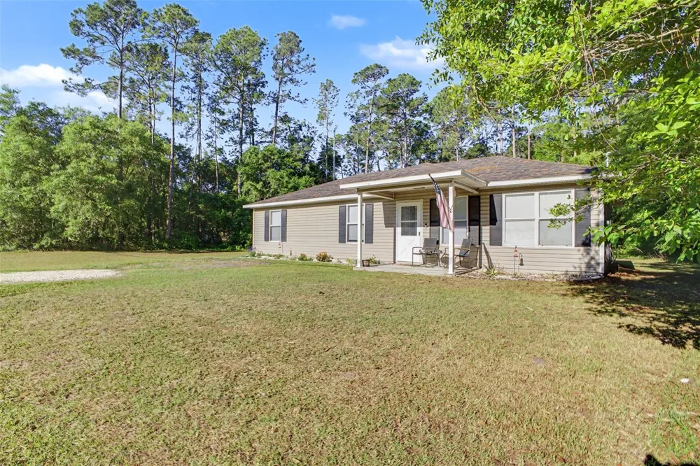 1886 LAUREL AVENUE Bunnell, FL 32110
