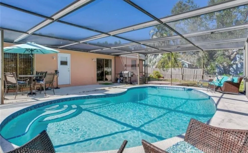 5875 BAY PINES LAKES BOULEVARD St Petersburg, FL 33708