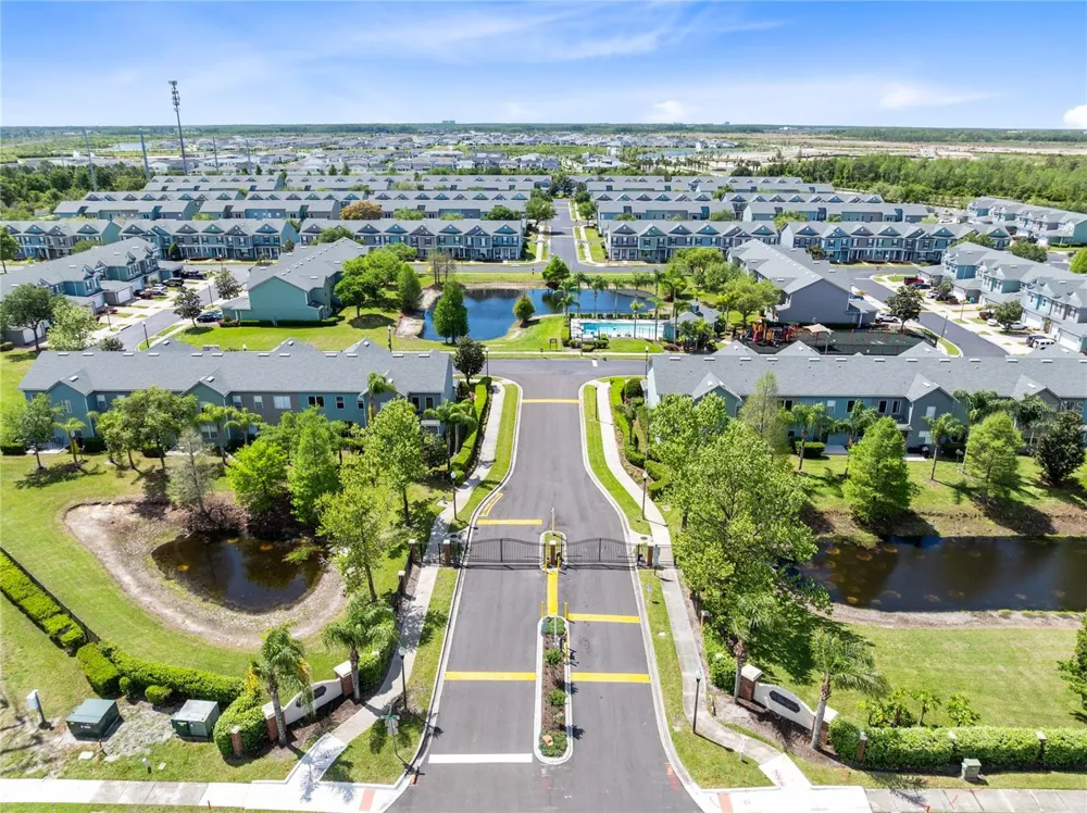 6187 CHAPLEDALE DRIVE Orlando, FL 32829