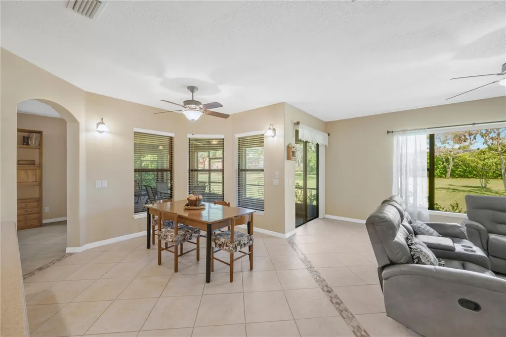 9313 LISBON STREET Seffner, FL 33584