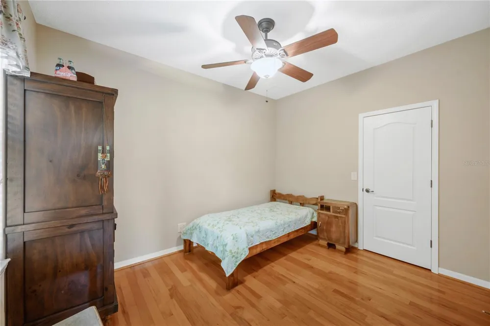 9313 LISBON STREET Seffner, FL 33584