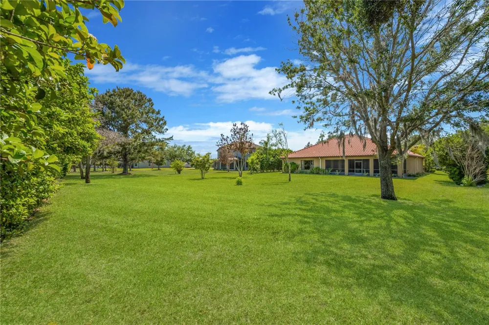 9313 LISBON STREET Seffner, FL 33584