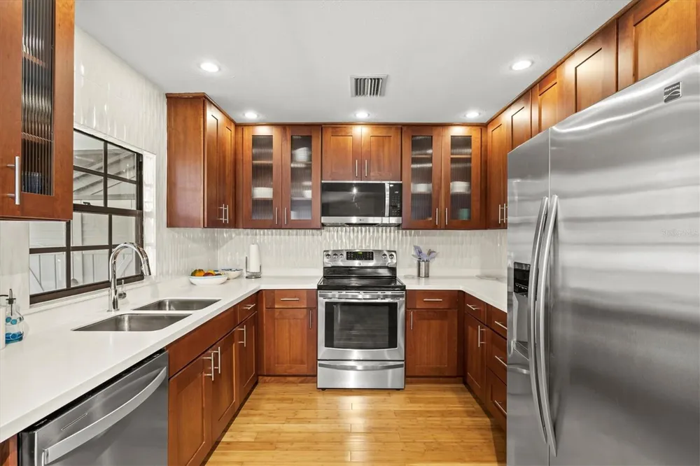 4566 HIDDEN VIEW PLACE #7 Sarasota, FL 34235