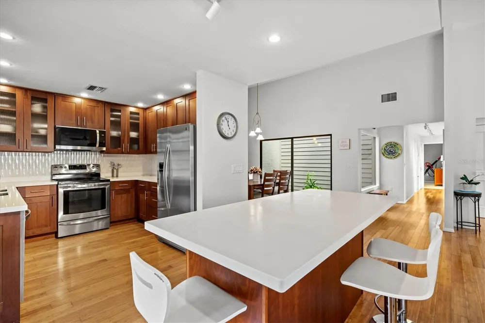 4566 HIDDEN VIEW PLACE #7 Sarasota, FL 34235