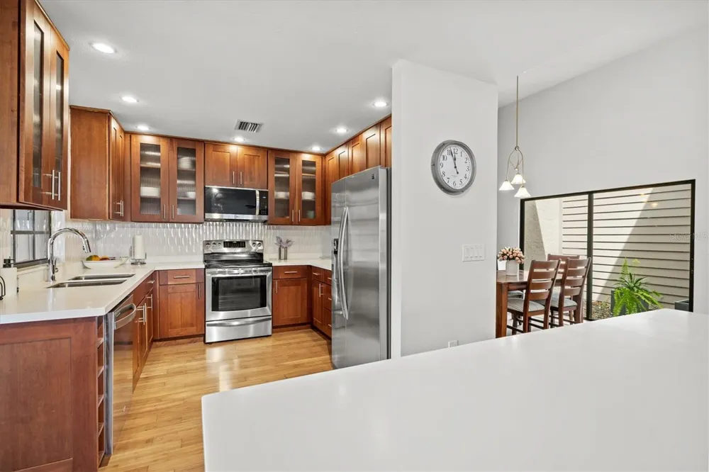 4566 HIDDEN VIEW PLACE #7 Sarasota, FL 34235