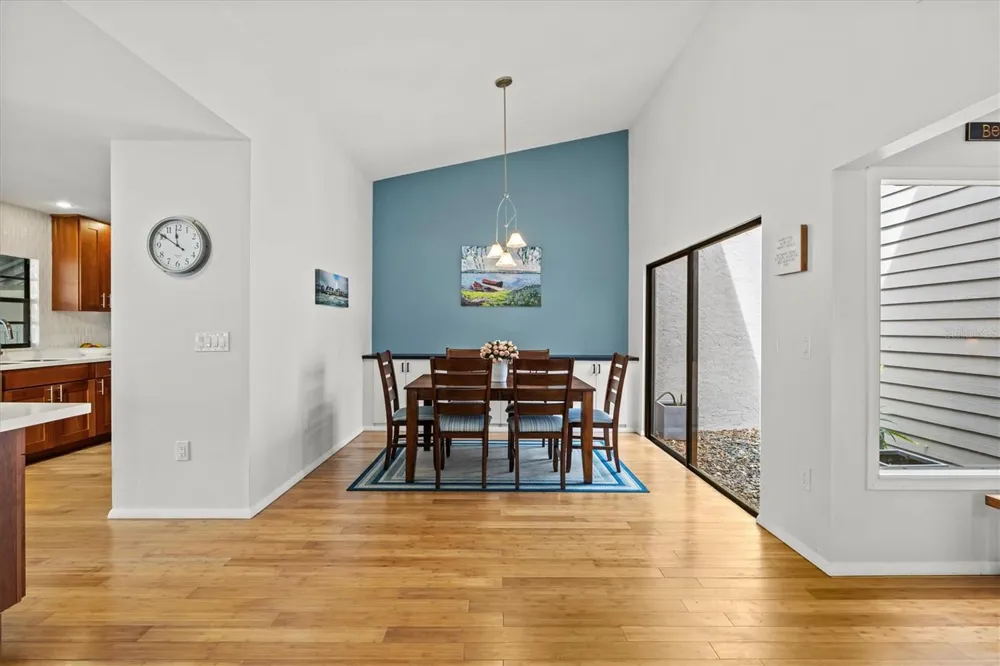 4566 HIDDEN VIEW PLACE #7 Sarasota, FL 34235