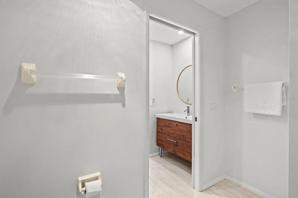 4566 HIDDEN VIEW PLACE #7 Sarasota, FL 34235