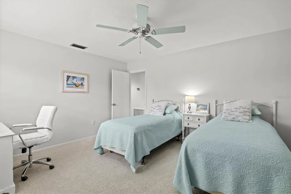 4566 HIDDEN VIEW PLACE #7 Sarasota, FL 34235