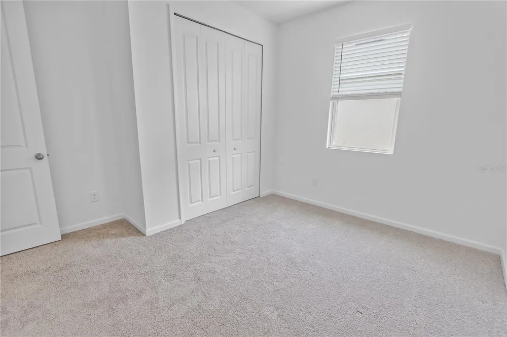 5208 MEADOW SONG DRIVE Okahumpka, FL 34762