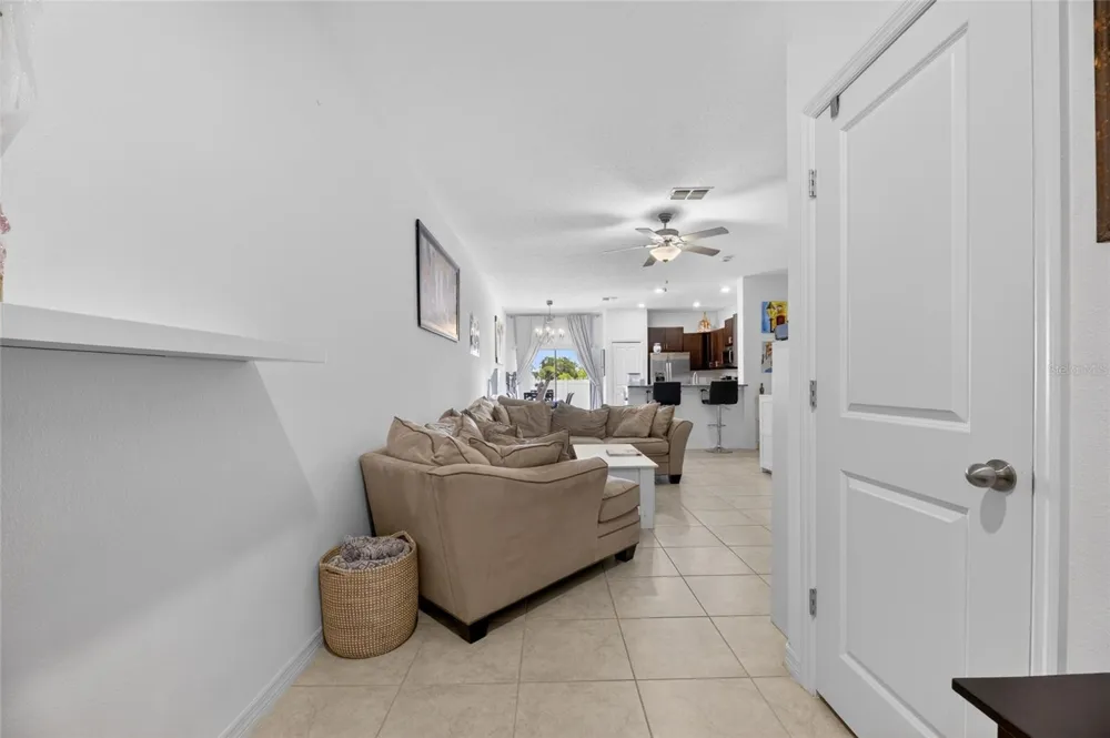 5084 FORUM BLVD Holiday, FL 34690