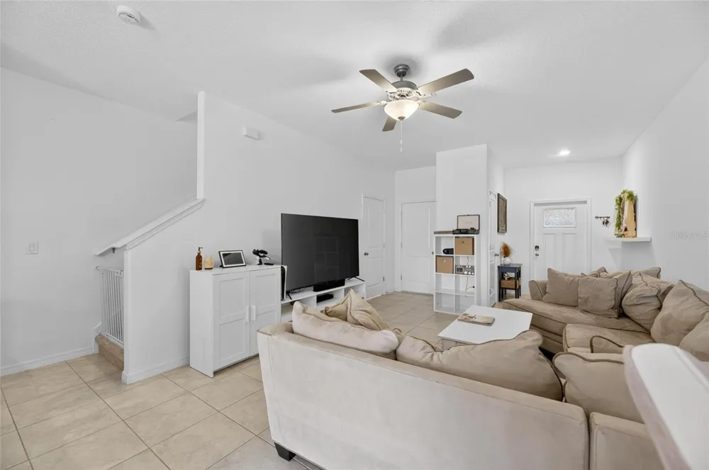 5084 FORUM BLVD Holiday, FL 34690