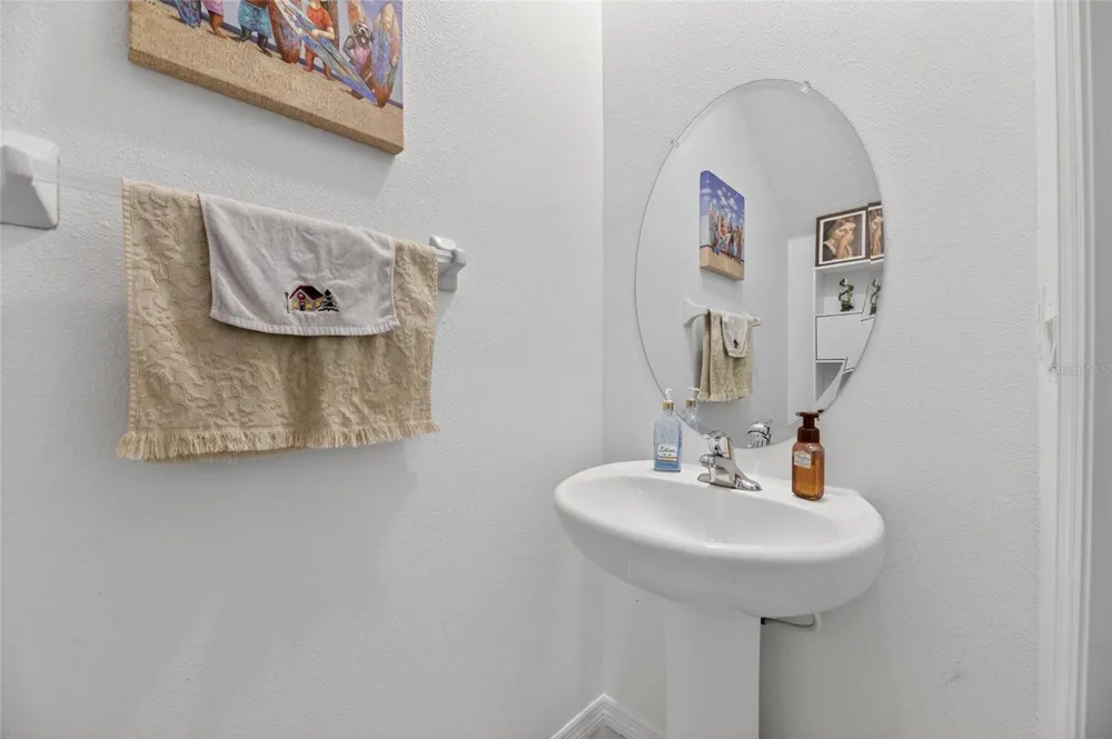 5084 FORUM BLVD Holiday, FL 34690