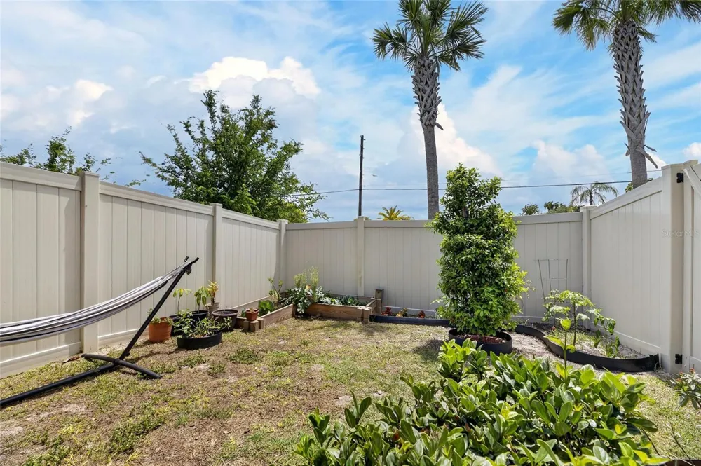 5084 FORUM BLVD Holiday, FL 34690