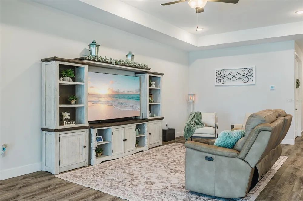 908 HIBISCUS AVENUE Lehigh Acres, FL 33972