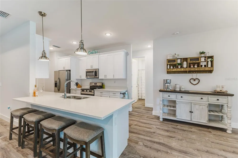 908 HIBISCUS AVENUE Lehigh Acres, FL 33972