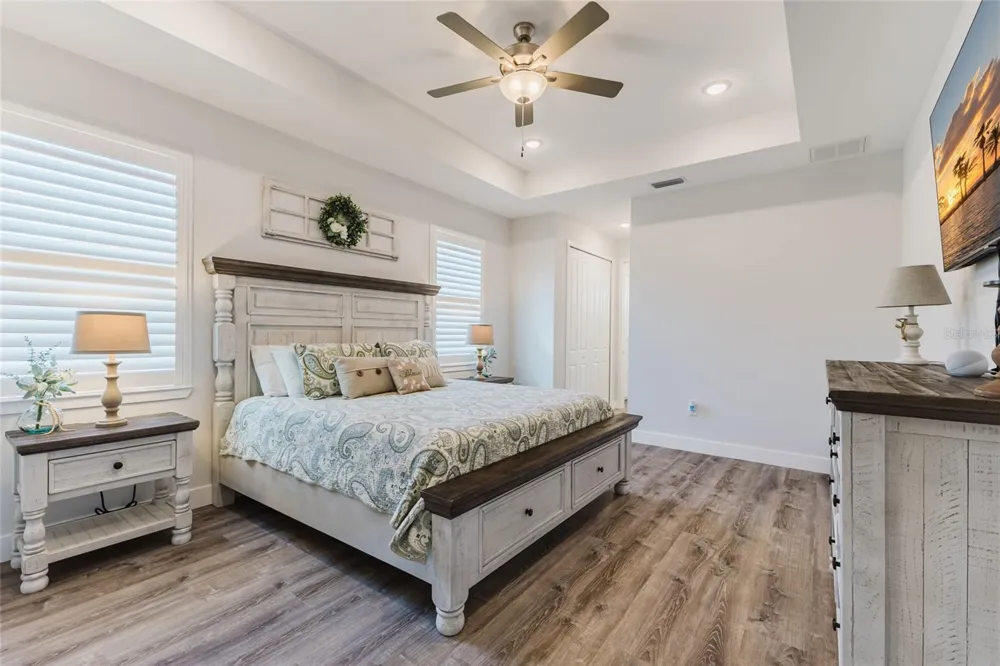 908 HIBISCUS AVENUE Lehigh Acres, FL 33972