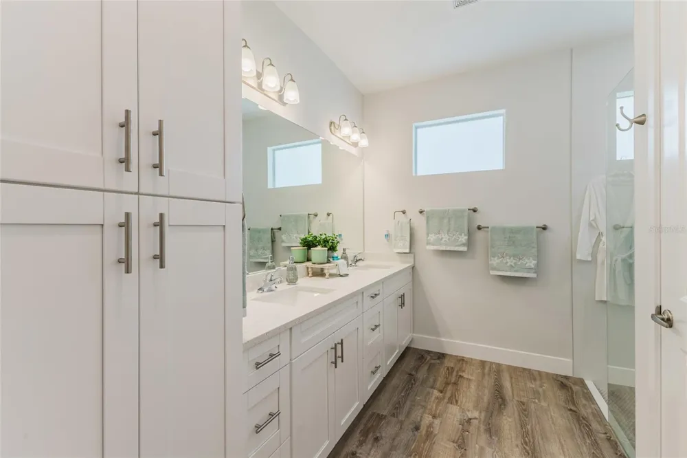 908 HIBISCUS AVENUE Lehigh Acres, FL 33972