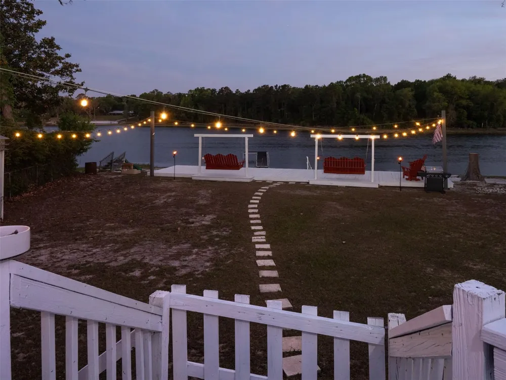 8491 LILLY LAKE ROAD Melrose, FL 32666