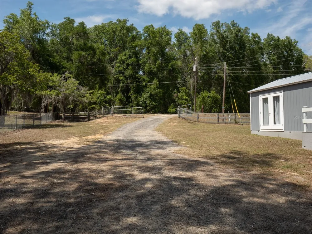 8491 LILLY LAKE ROAD Melrose, FL 32666