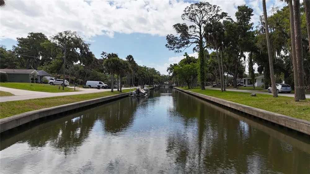 96 E BAYSHORE DRIVE Port Orange, FL 32127