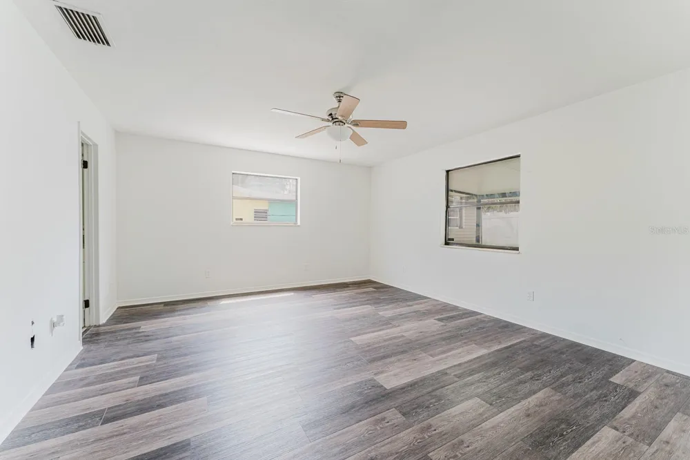96 E BAYSHORE DRIVE Port Orange, FL 32127