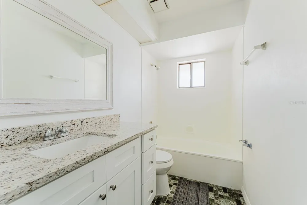 96 E BAYSHORE DRIVE Port Orange, FL 32127