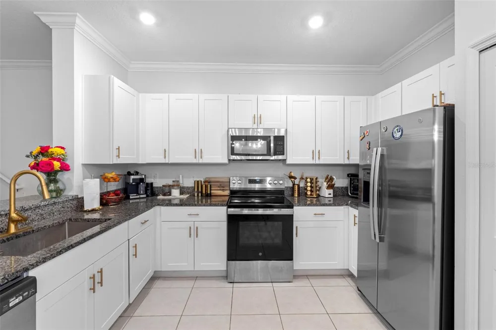 36488 WELL HILL WAY Zephyrhills, FL 33541