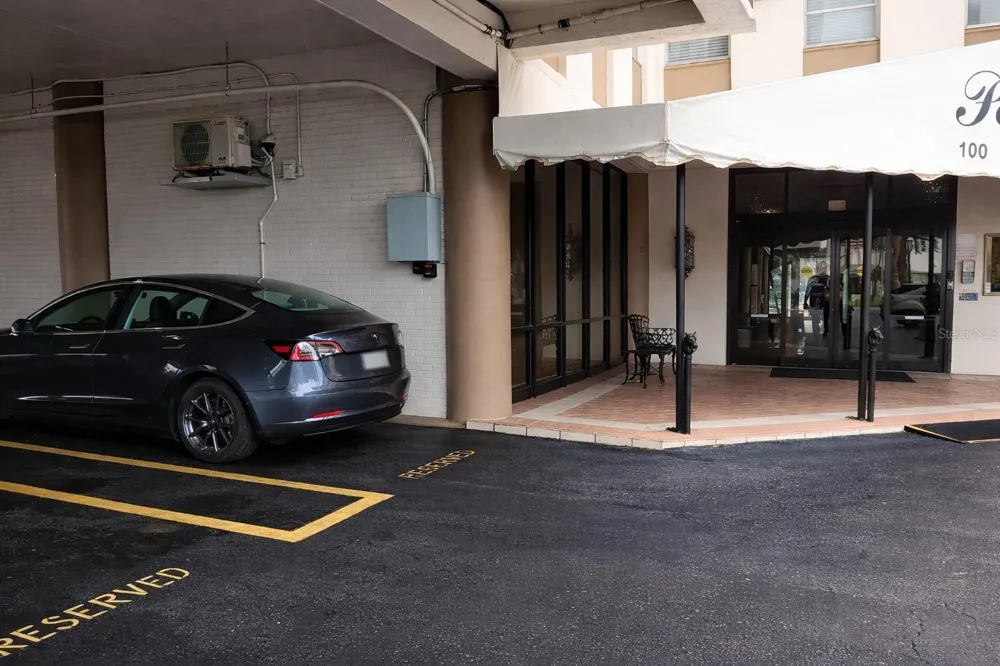 10355 PARADISE BOULEVARD #608 Treasure Island, FL 33706