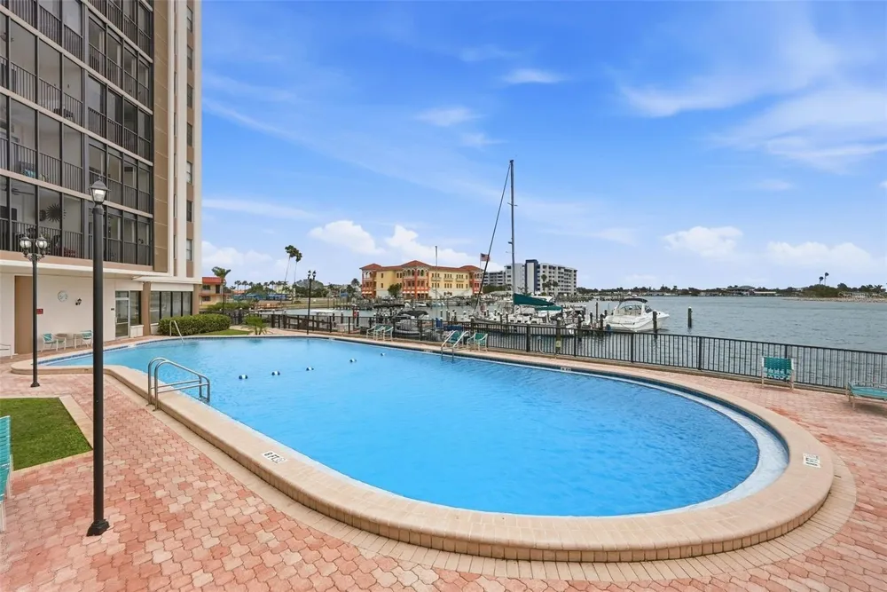 10355 PARADISE BOULEVARD #608 Treasure Island, FL 33706