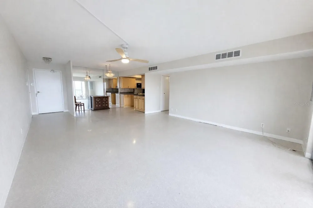 10355 PARADISE BOULEVARD #608 Treasure Island, FL 33706