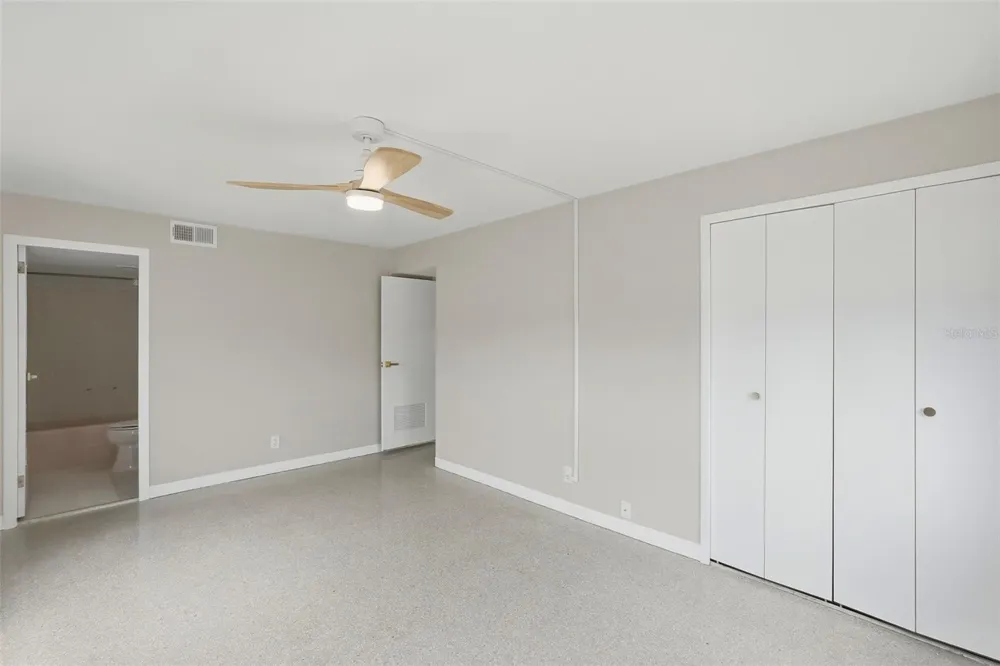 10355 PARADISE BOULEVARD #608 Treasure Island, FL 33706