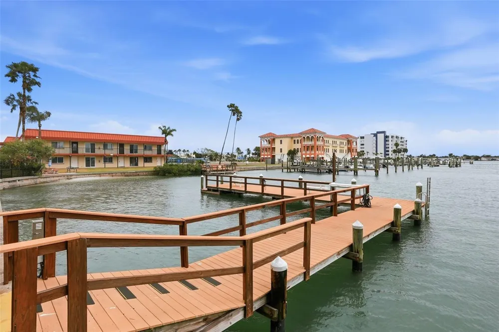 10355 PARADISE BOULEVARD #608 Treasure Island, FL 33706