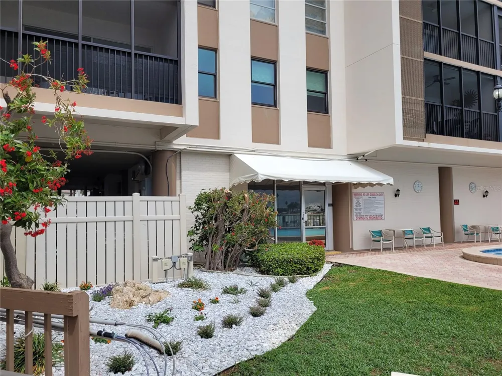 10355 PARADISE BOULEVARD #608 Treasure Island, FL 33706