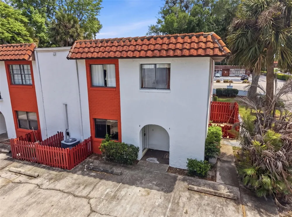 910 BIG TREE ROAD #202 South Daytona, FL 32119