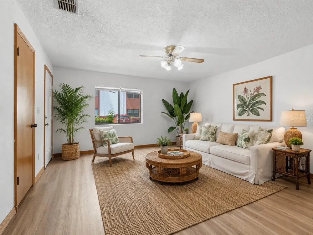 910 BIG TREE ROAD #202 South Daytona, FL 32119