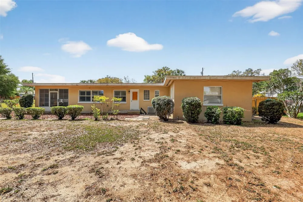 17923 FLORIDA STREET Umatilla, FL 32784