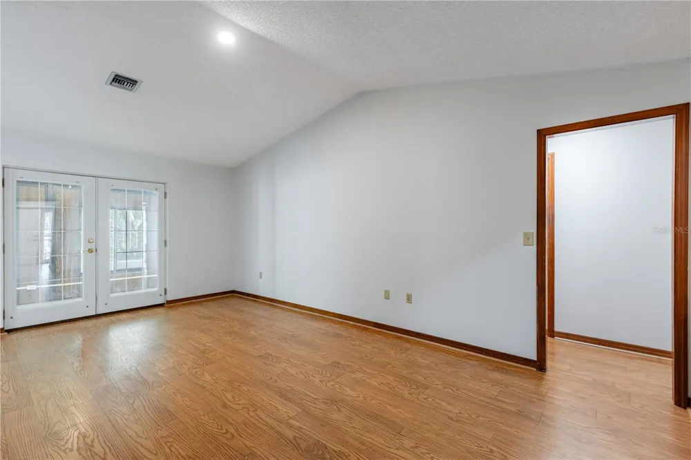 2681 WASHINGTON AVENUE #18 Eustis, FL 32726