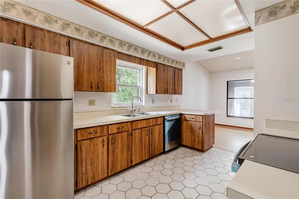 2681 WASHINGTON AVENUE #18 Eustis, FL 32726